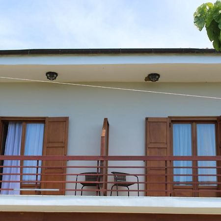 Elatou Hotel Ано Хора Екстериор снимка