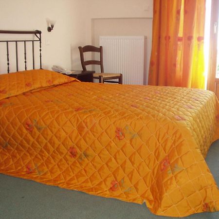Elatou Hotel Ано Хора Екстериор снимка