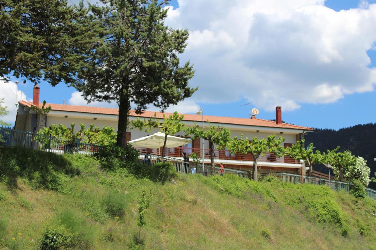 Elatou Hotel Ано Хора Екстериор снимка