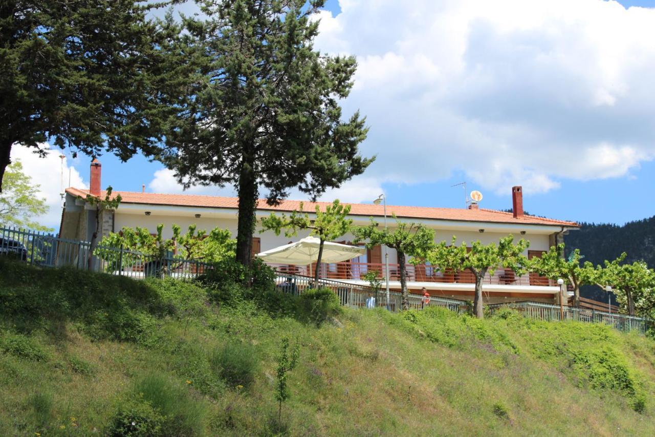 Elatou Hotel Ано Хора Екстериор снимка