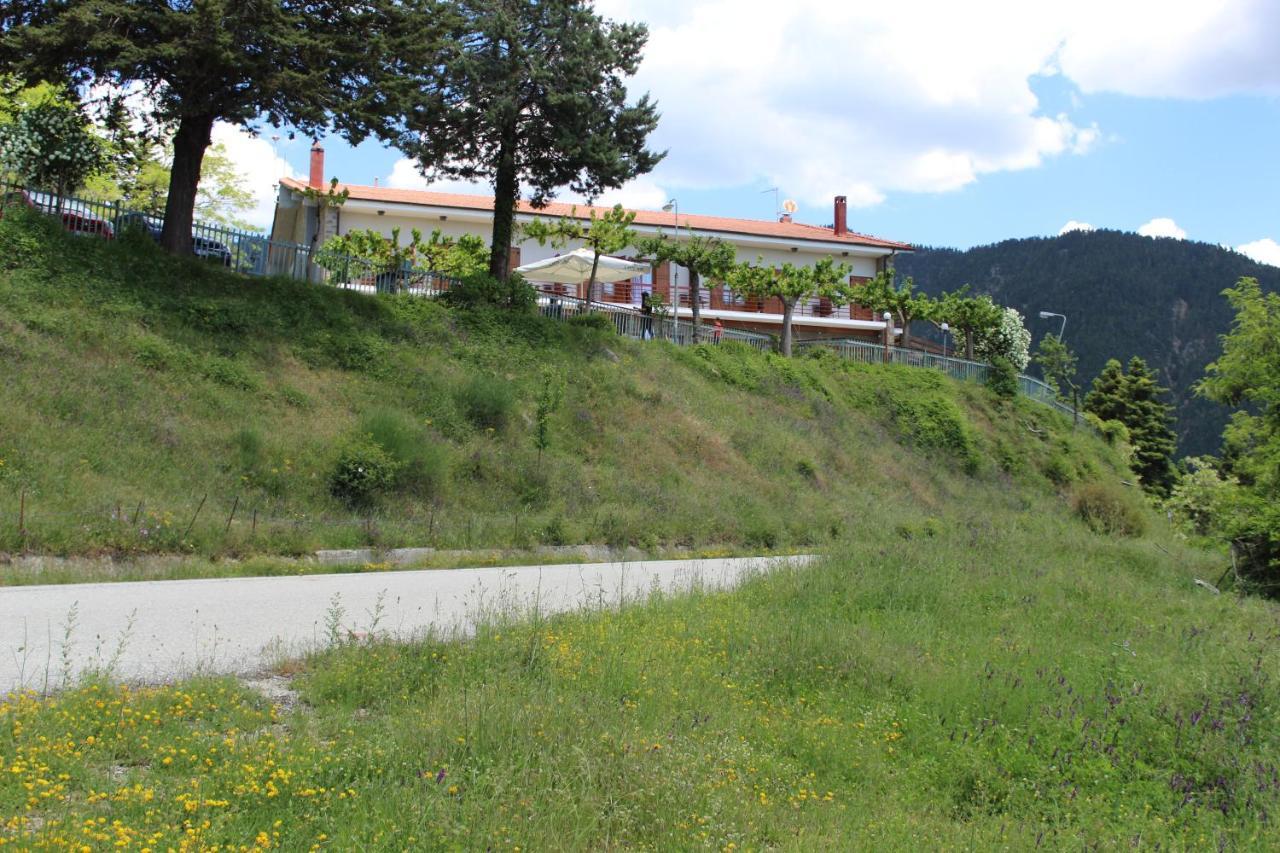 Elatou Hotel Ано Хора Екстериор снимка