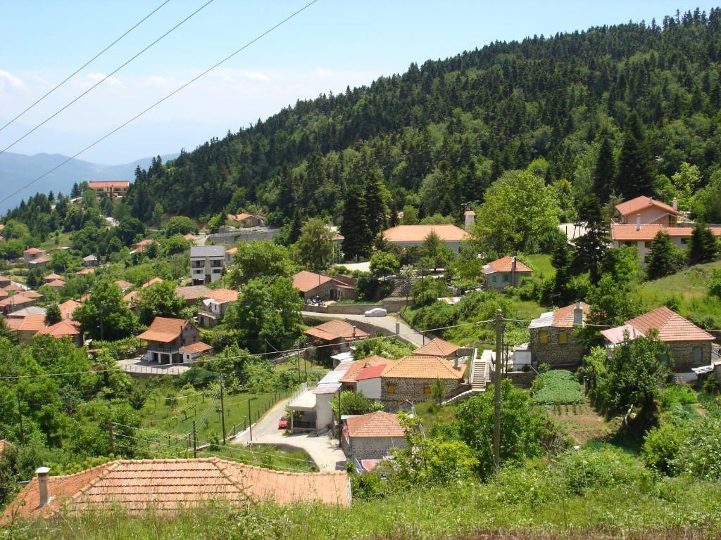 Elatou Hotel Ано Хора Екстериор снимка